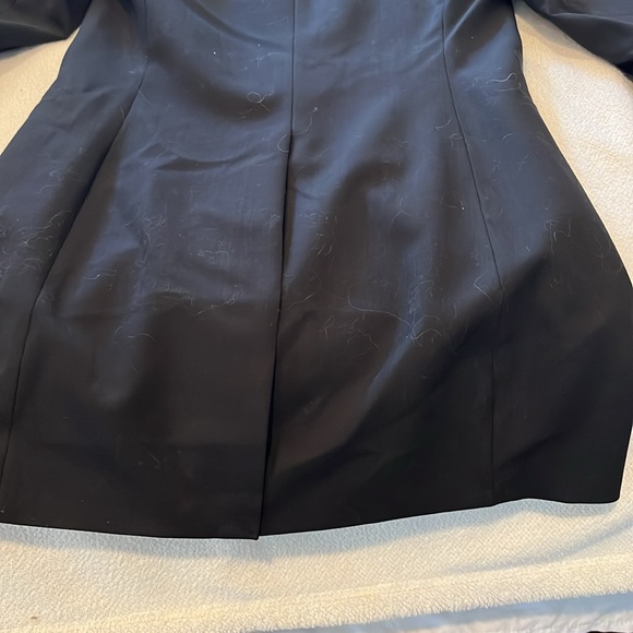 Aritzia - Picture 4 of 4